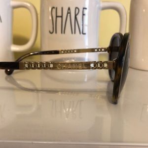 2x✨HP✨CHANEL Havana Chain 5353 Sunglasses